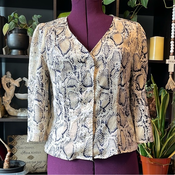 Sans Souci Tops - Sans Souci Women's Snake Print Top 3/4 Sleeve